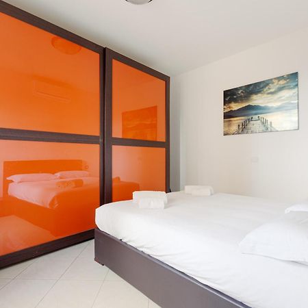 Milan Rogoredo - Bright Apartment Exterior photo